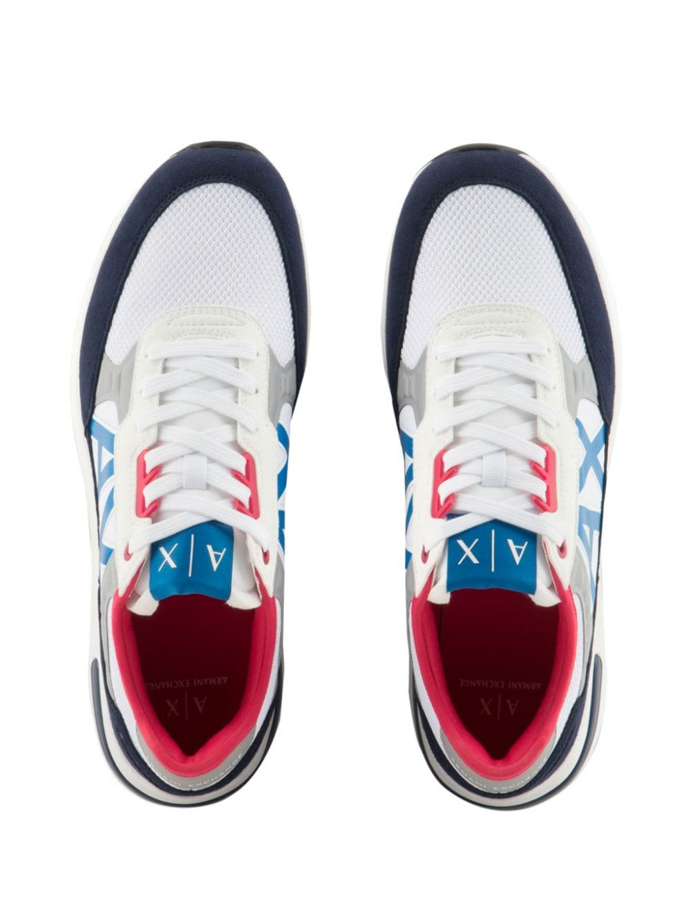 Armani Exchange logo-print low-top sneakers White