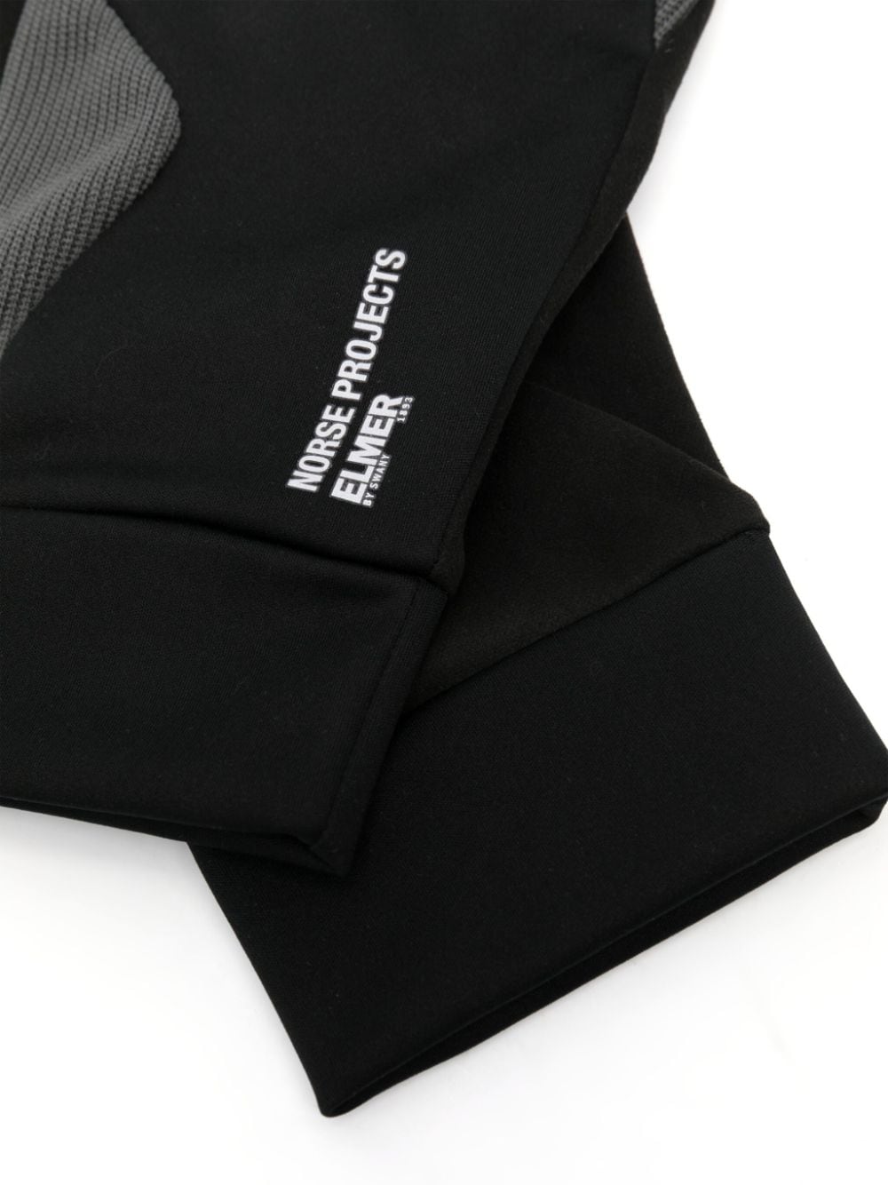 Shop Norse Projects Logo-print Slip-on Gloves In Black