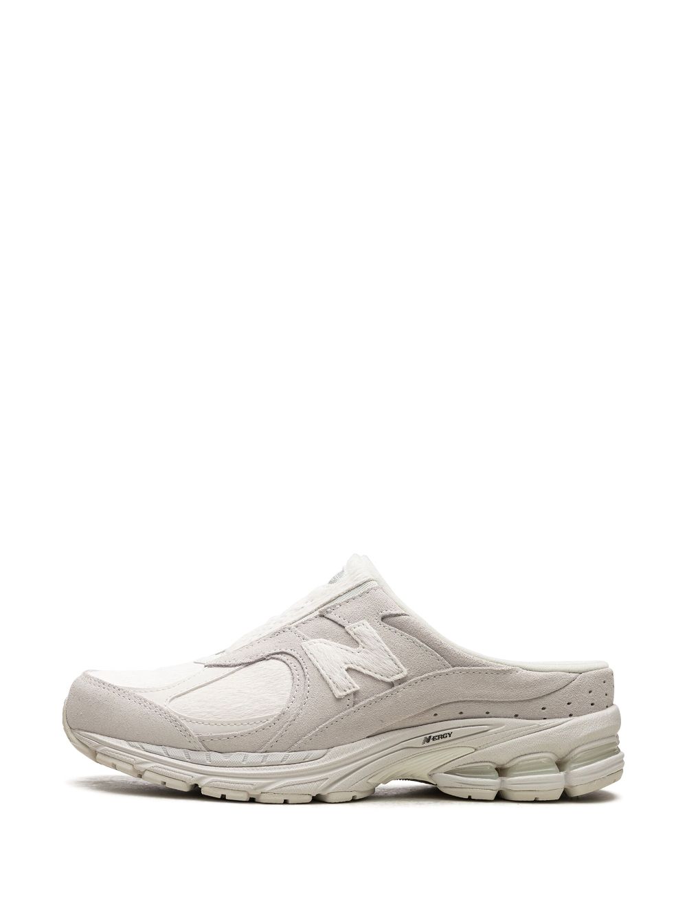 hype New Balance 2002R “Sea Salt” sneaker mules 