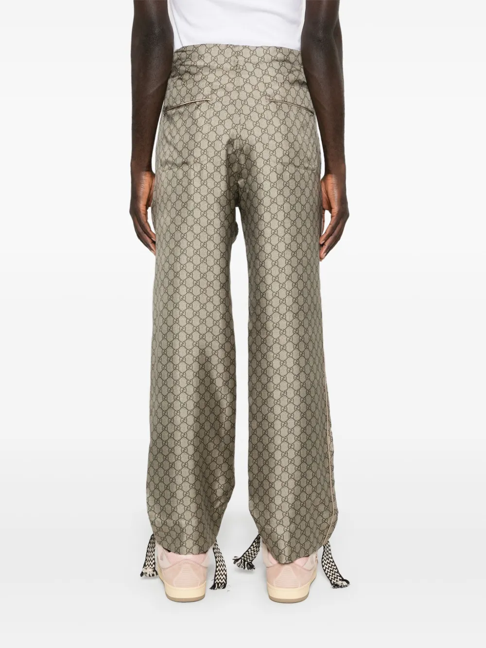 Gucci GG Supreme-print Silk Trousers - Farfetch 