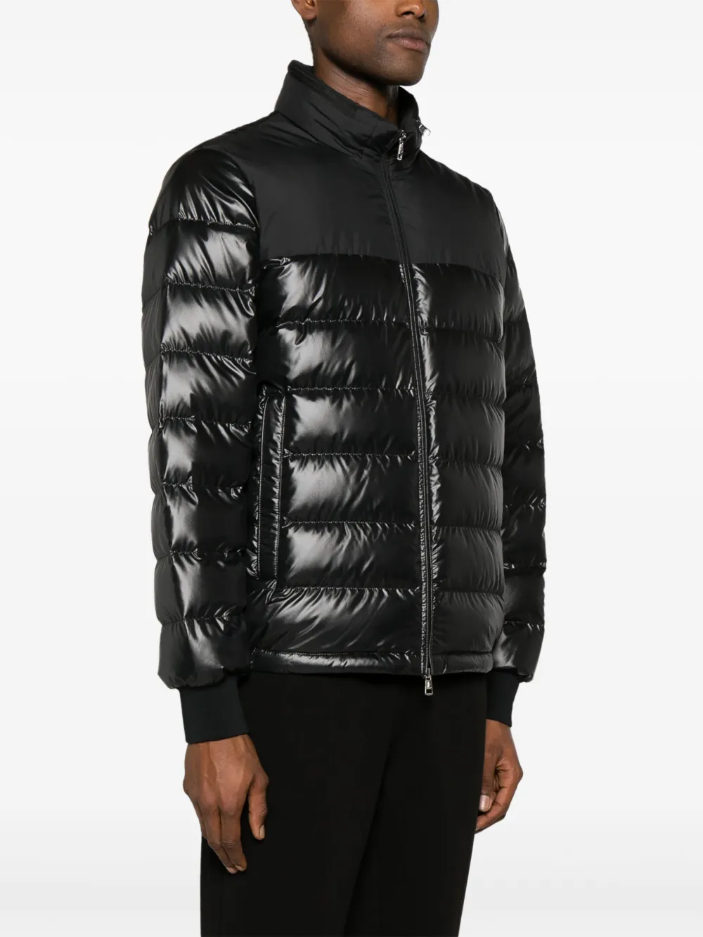 Moncler Donsjack met verborgen capuchon Zwart