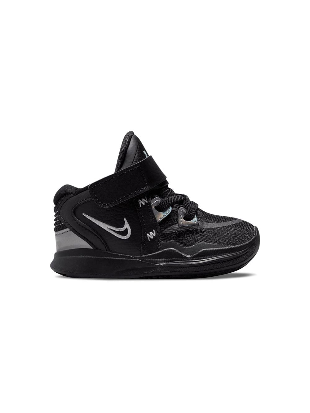 Nike youth kyrie shoes hotsell