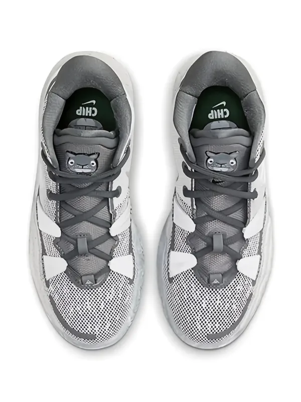 Nike Kids Kyrie 7 SE スニーカー | グレー | FARFETCH JP