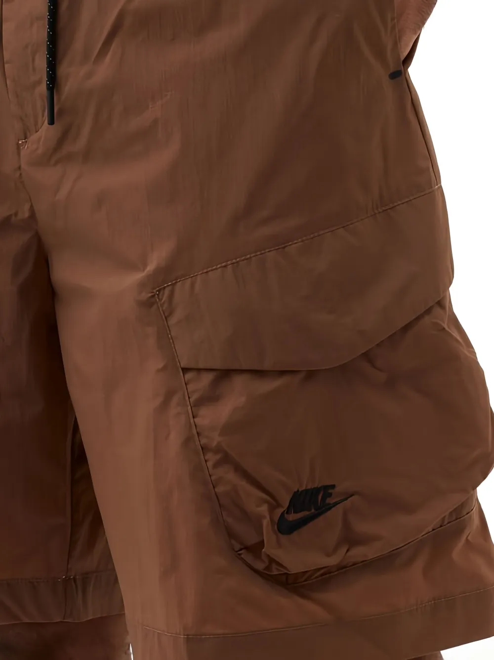 Nike utility cargo shorts Bruin
