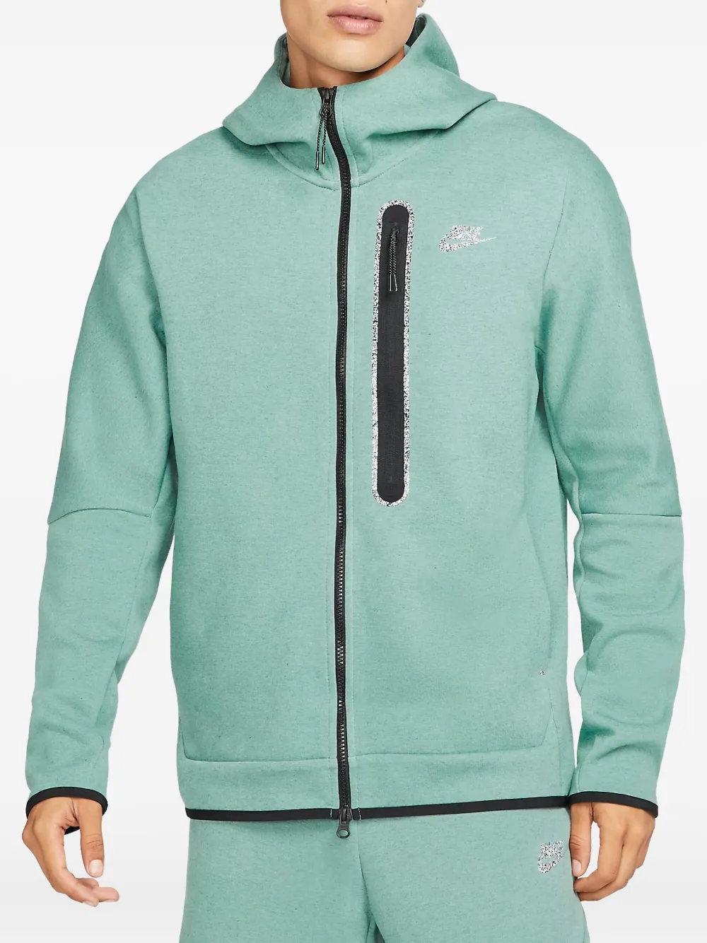 Nike テックフリース ジップパーカー | グリーン | FARFETCH JP