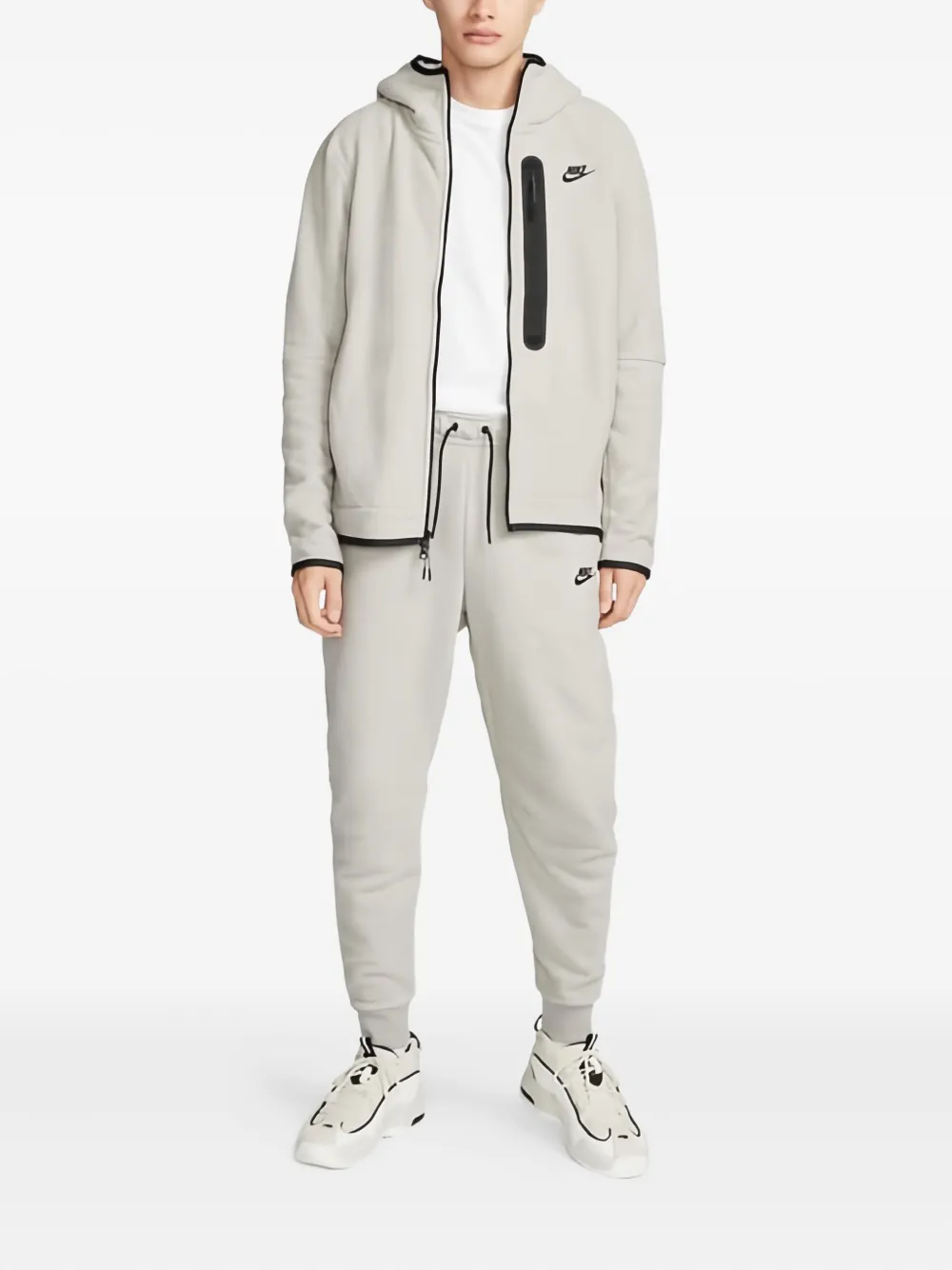 Nike elasticated-waistband track pants | Sweatpants | Image 2