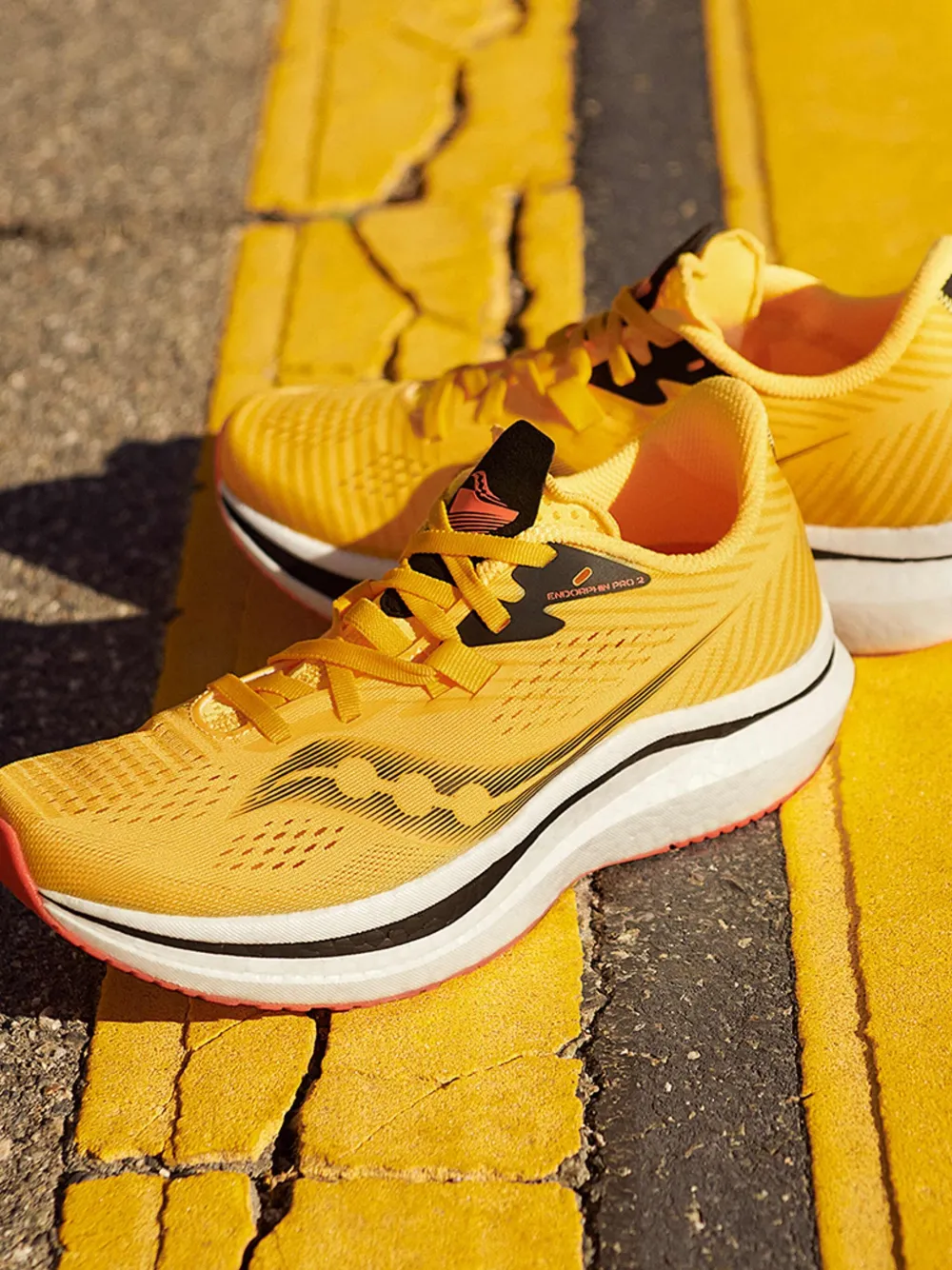 Saucony Endorphin Pro 2 sneakers Orange