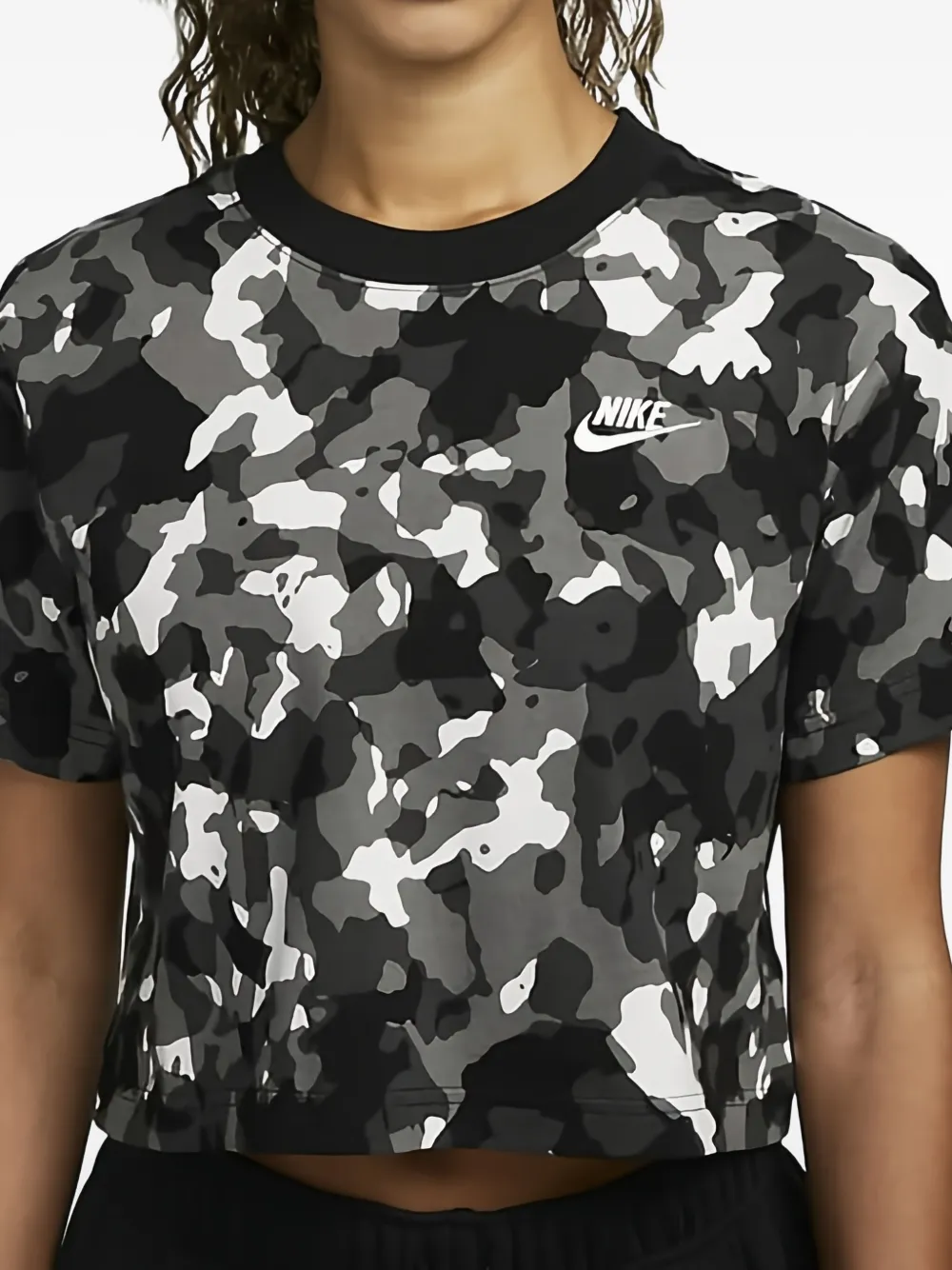 Nike Camouflage-print Short-sleeve T-shirt In Multi