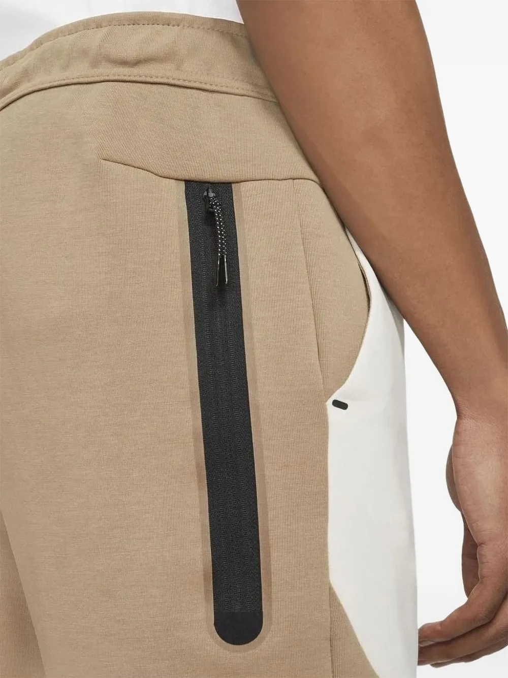 Nike Tech Fleece Joggers In Brown