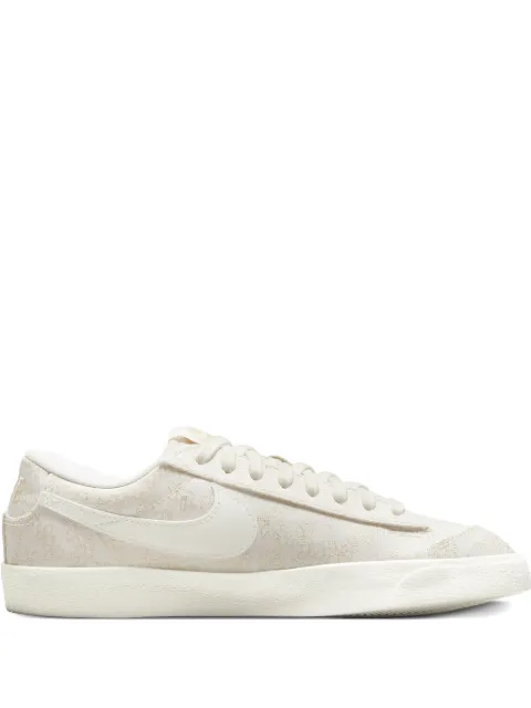 Nike سنيكر 'بليزر لو 77 SE' ‫"SAIL SESAME"‬