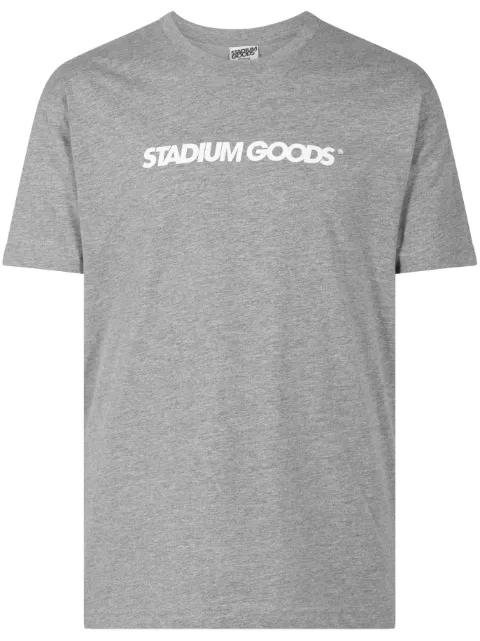 STADIUM GOODS® Horizontal Logo "Grey" T-shirt 