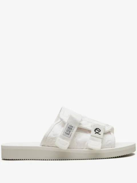 Suicoke KAW-Cab "The Weeknd - White" slides