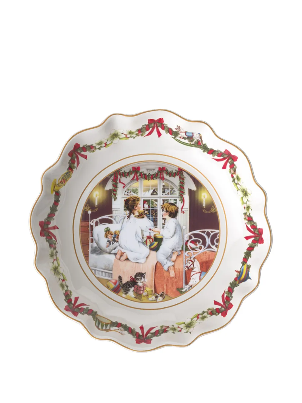 Villeroy & Boch Annual Christmas Edition decorative bowl (16.5cm) | Decorative Trays & Plates | Image 2