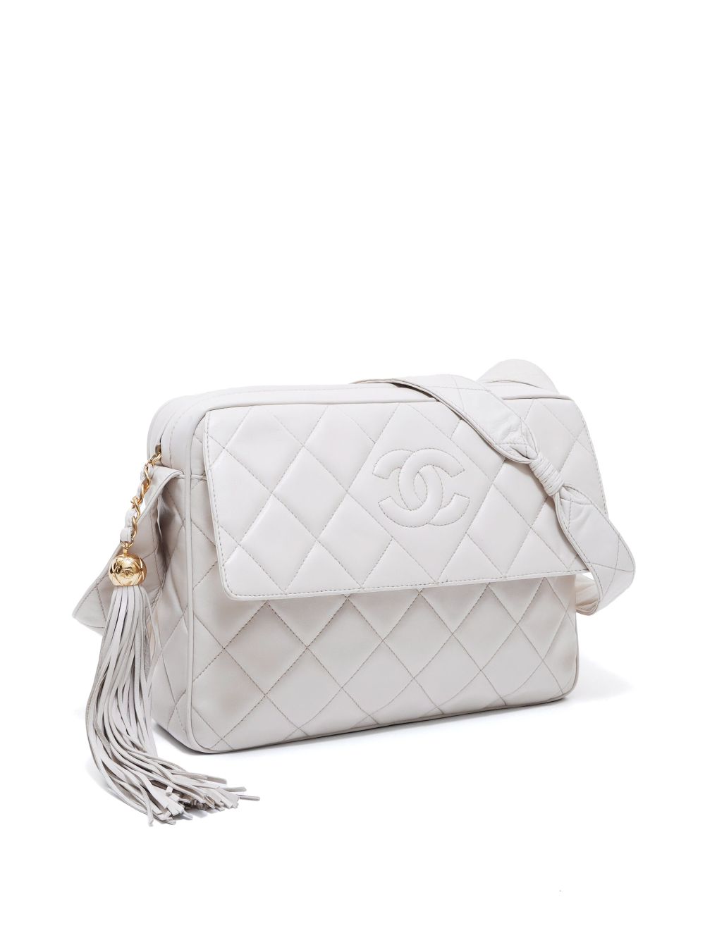 Pre-owned Chanel 1994-1996 Cc Diamond-quilted Shoulder Bag In Neutrals