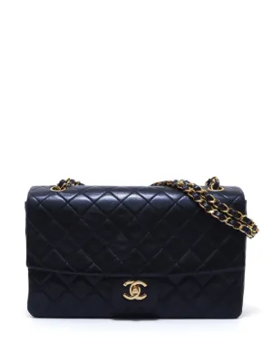 Flap bag chanel on sale medium