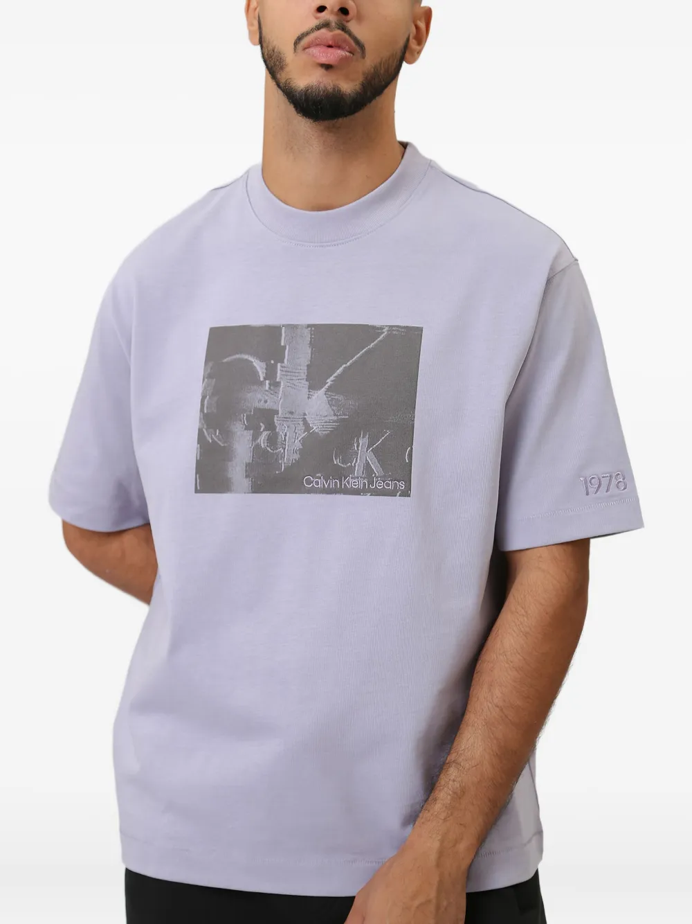Calvin Klein playera con estampado gráfico | morado | Image 1