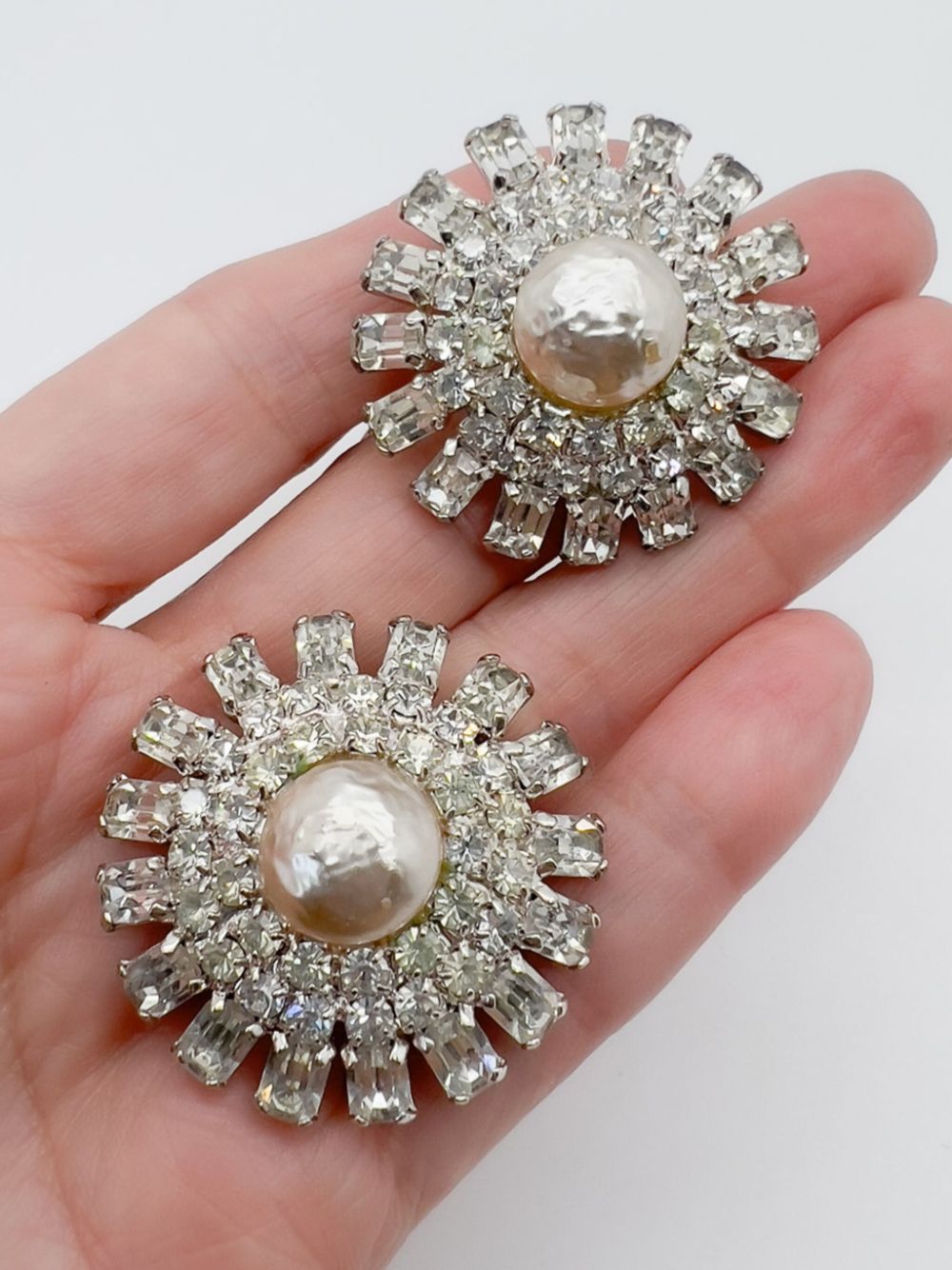 VINTAGE BAROQUE PEARL &AMP; CRYSTAL STARBURST EARRINGS 1960S