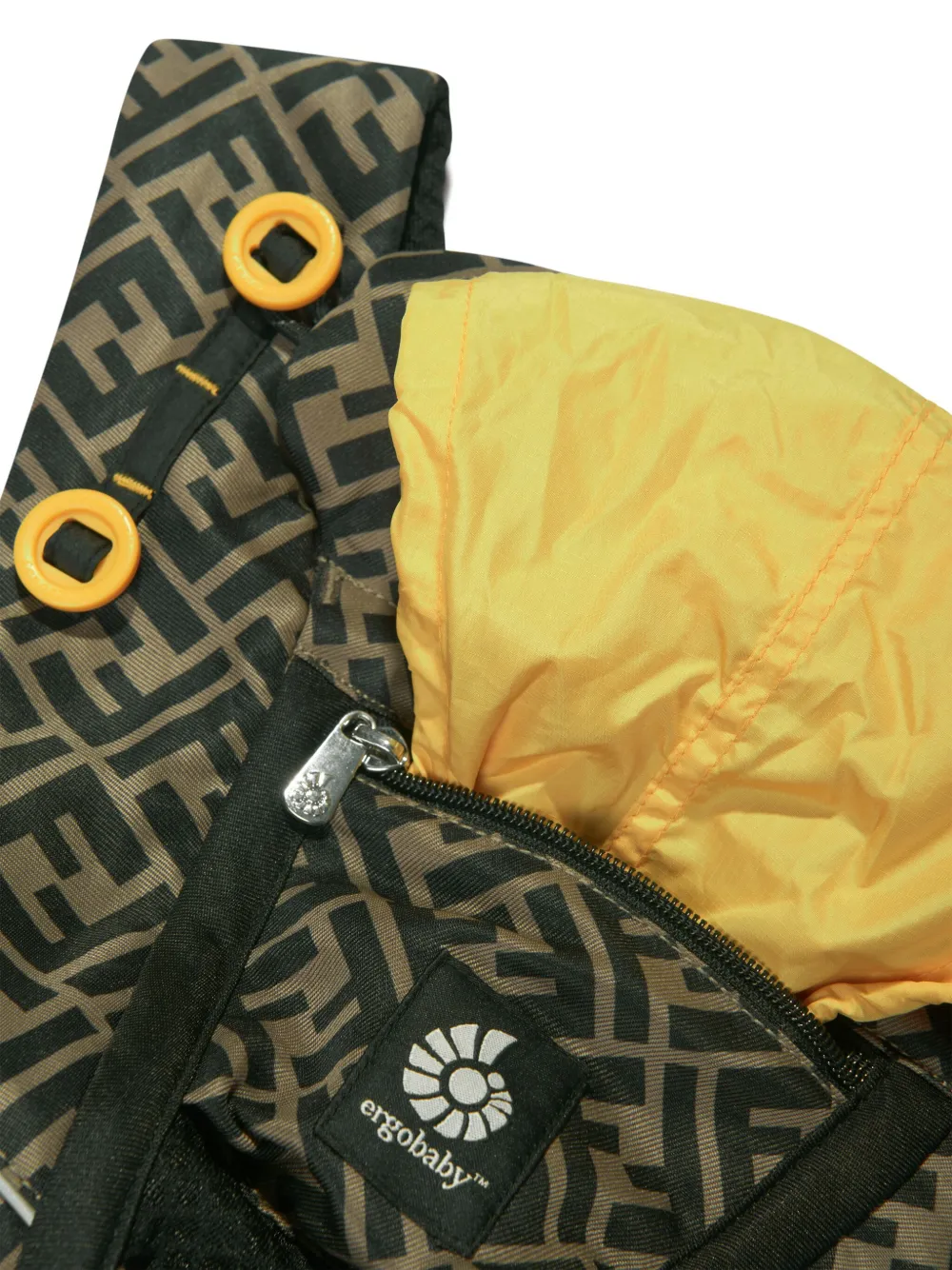 Fendi Kids x ErgoBaby shopper met Zucca-monogram Bruin