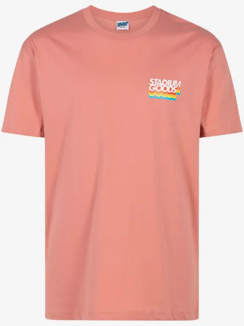 STADIUM GOODS® playera Gradient Logo