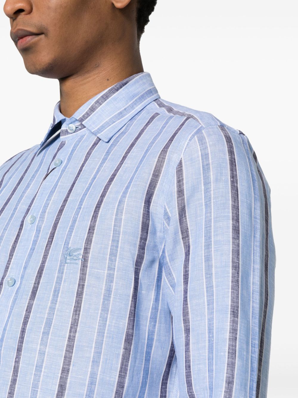 Shop Etro Pegaso-embroidered Striped Linen Shirt In Blau