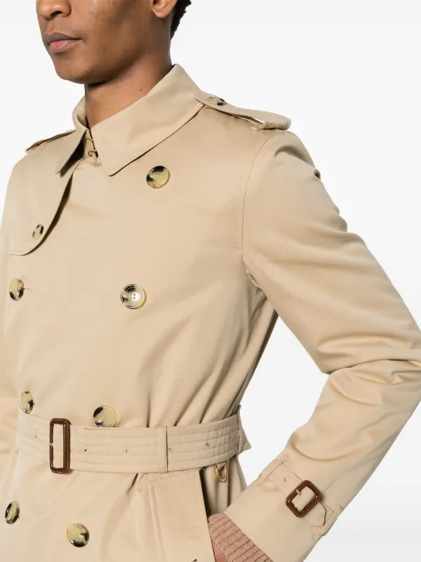 Burberry ベージュのダブルブレストトレンチコート