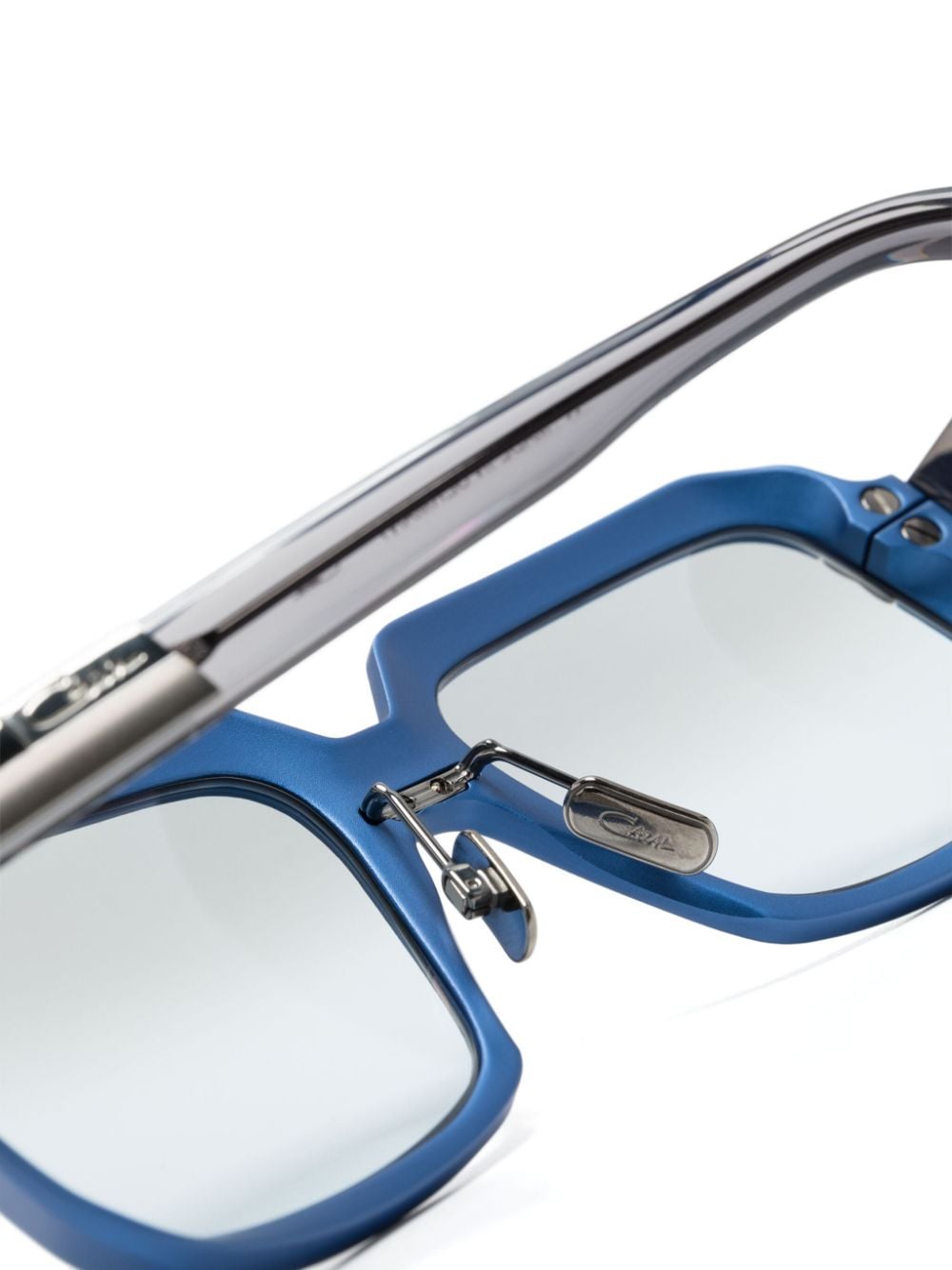 Cazal 607 3 zonnebril met vierkant montuur Blauw