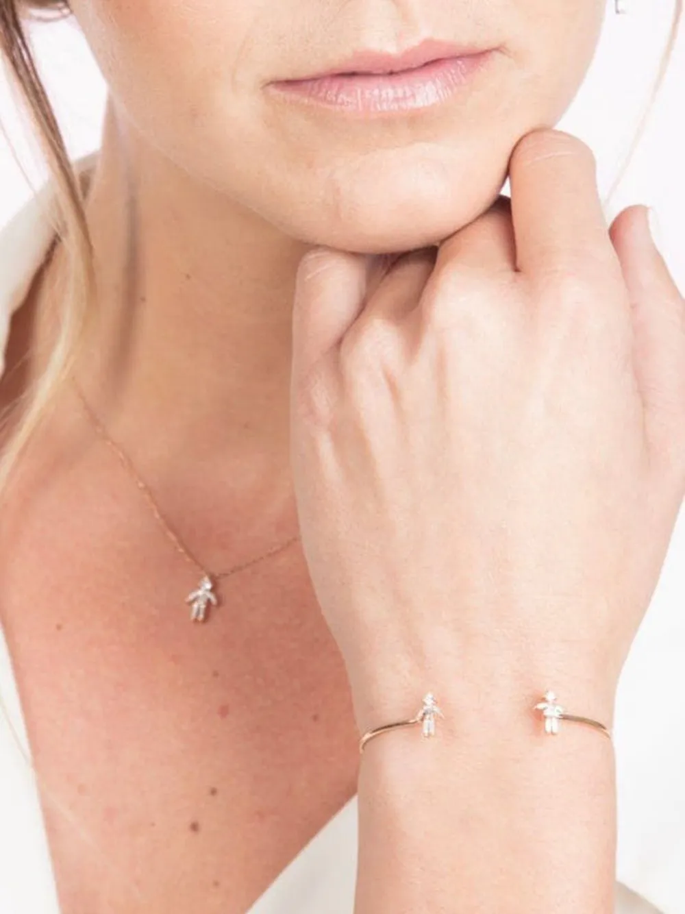 Little Ones Paris 18kt Yellow Gold Girl Diamond Bangle In Gold