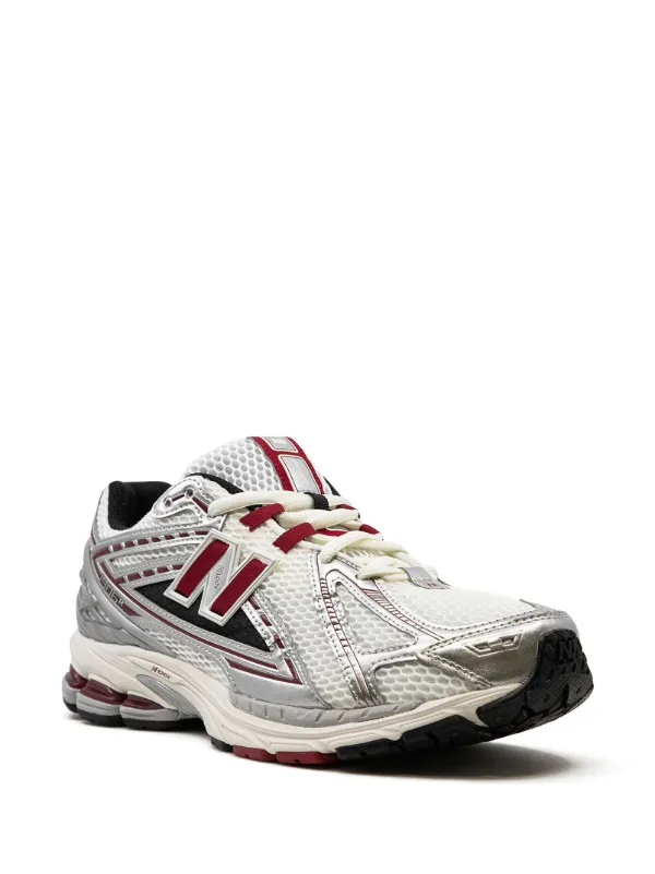 【関税込み】New Balance ホワイト＆シルバー 1906R スニーカー NEW BALANCE 関税込 スニーカー 1906R シルバー (New Balance