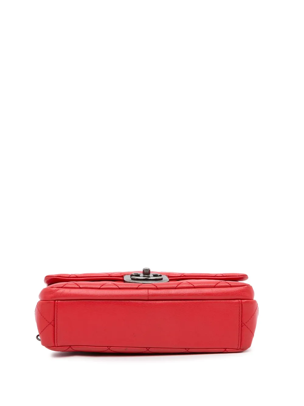 Pre-owned Chanel 2016-2017 Cc Diamond-quilted Two-way Bag In Red