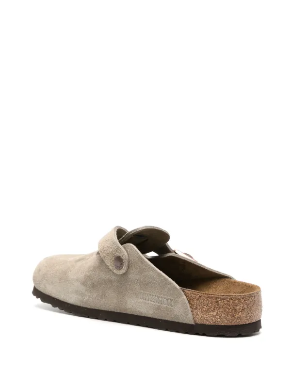 1906A sneakers