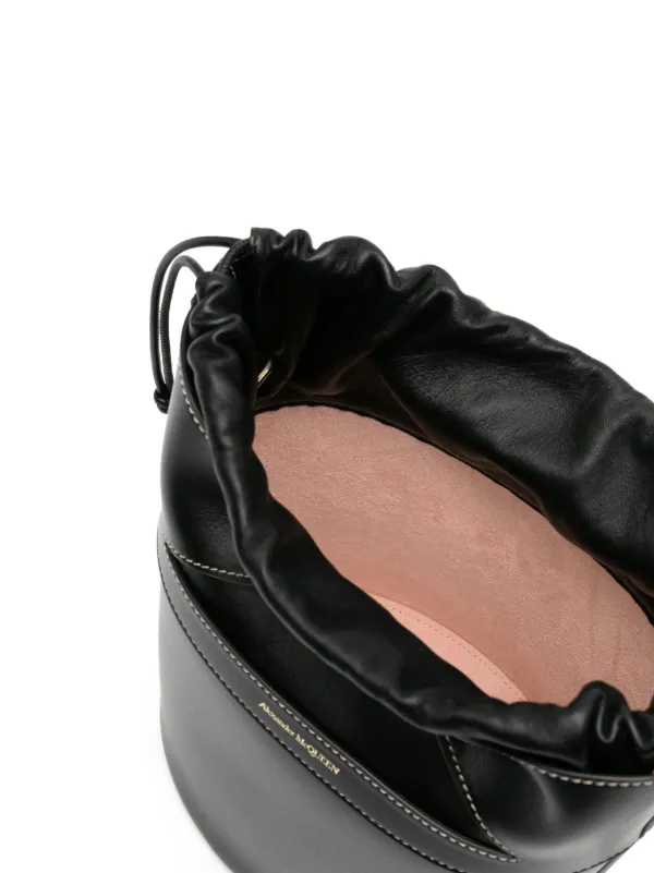 Alexander McQueen レザーバッグ | ブラック | FARFETCH JP
