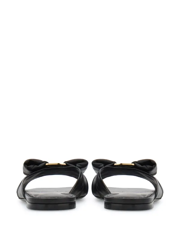 【FERRAGAMO】Slide with bow Quilted slide with Vara bow - Women | Ferragamo