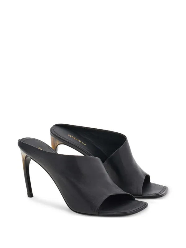 サンダル・ミュール Salvatore Ferragamo Black Satin Sandals Salvatore Ferragamo Satin Symmetrical Bow High-Heeled