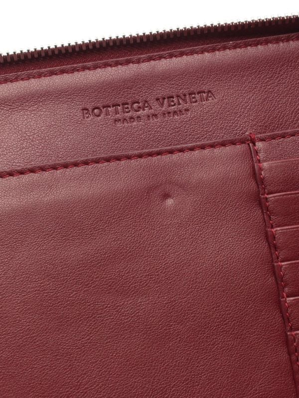 Who made discount bottega veneta