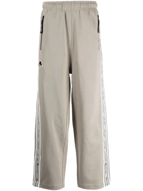 Pantalon de jogging en coton mélangé à patch logo - izzue - Modalova