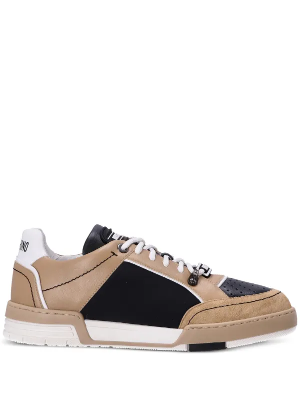 Scarpe con hotsell logo m