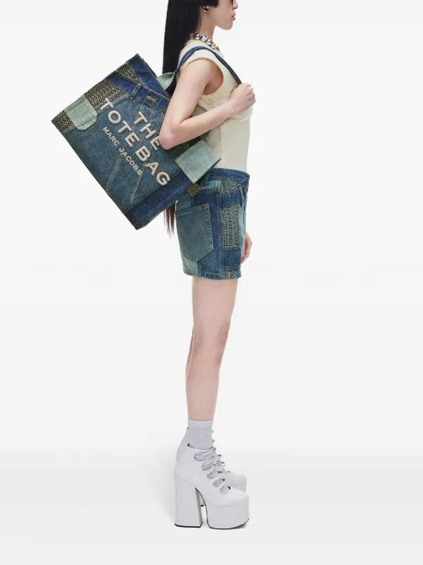 人気☆MARC JACOBS  THE TOTE LARGE デニム Marc Jacobs The Large Deconstructed Denim Tote バッグ
