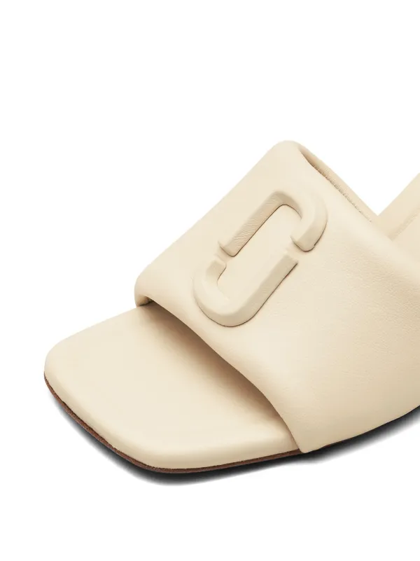 【MARC JACOBS】THE LEATHER SLIDE サンダル ホワイト【mjl07】 Marc Jacobs The Leather J Marc 65mm Sandals | White | FARFETCH