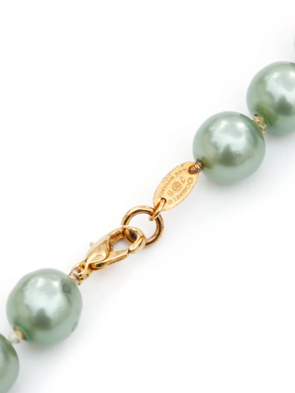 Pre-owned Chanel 1990s Faux-pearl Necklace In Green