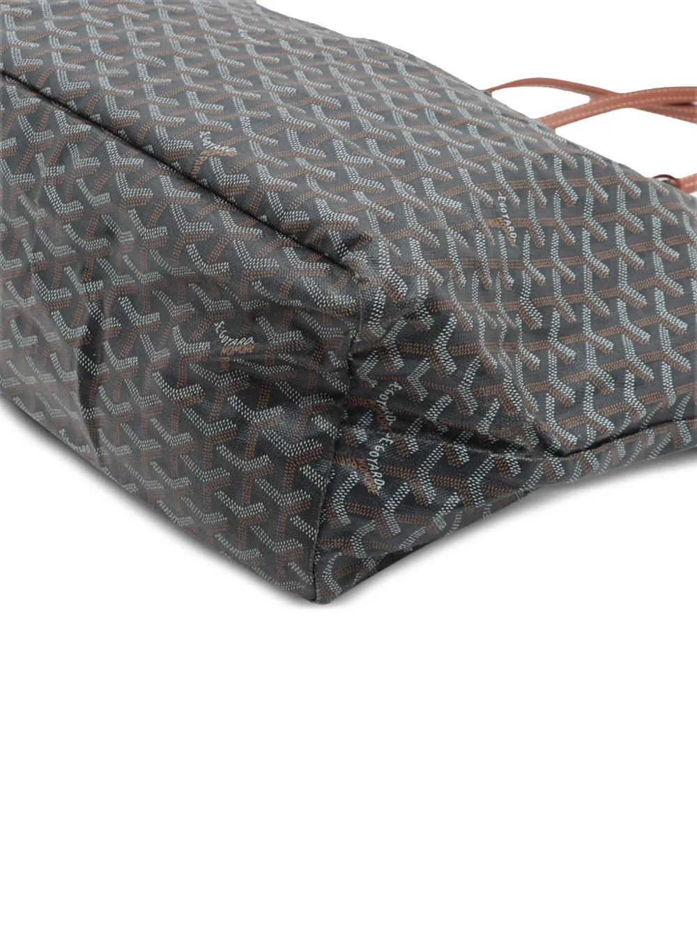 Goyard st louis gm black hotsell