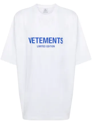 VETEMENTS ロゴ Tシャツ | ホワイト | FARFETCH JP