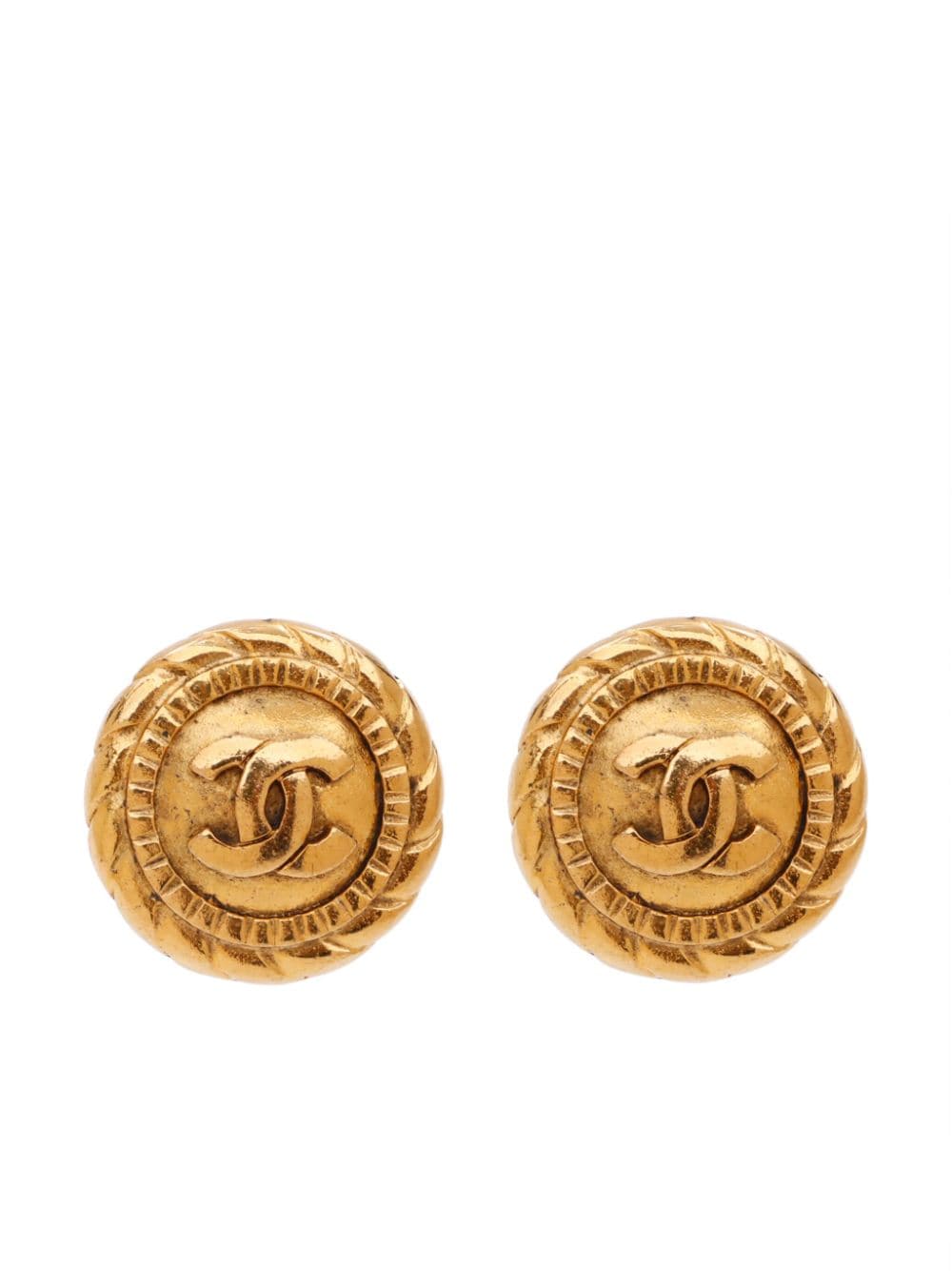 Pre-owned Chanel 1981-1985 Cc Button Clip-on Earrings In Gold
