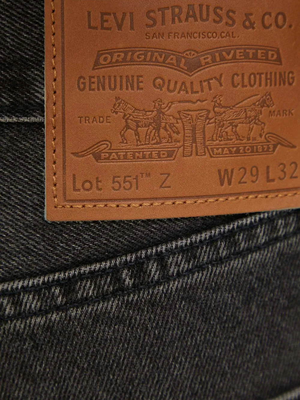 Levi's 551z Riveted Denim Jeans In Black