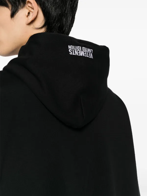 Vetements definition embroidery discount hoodie