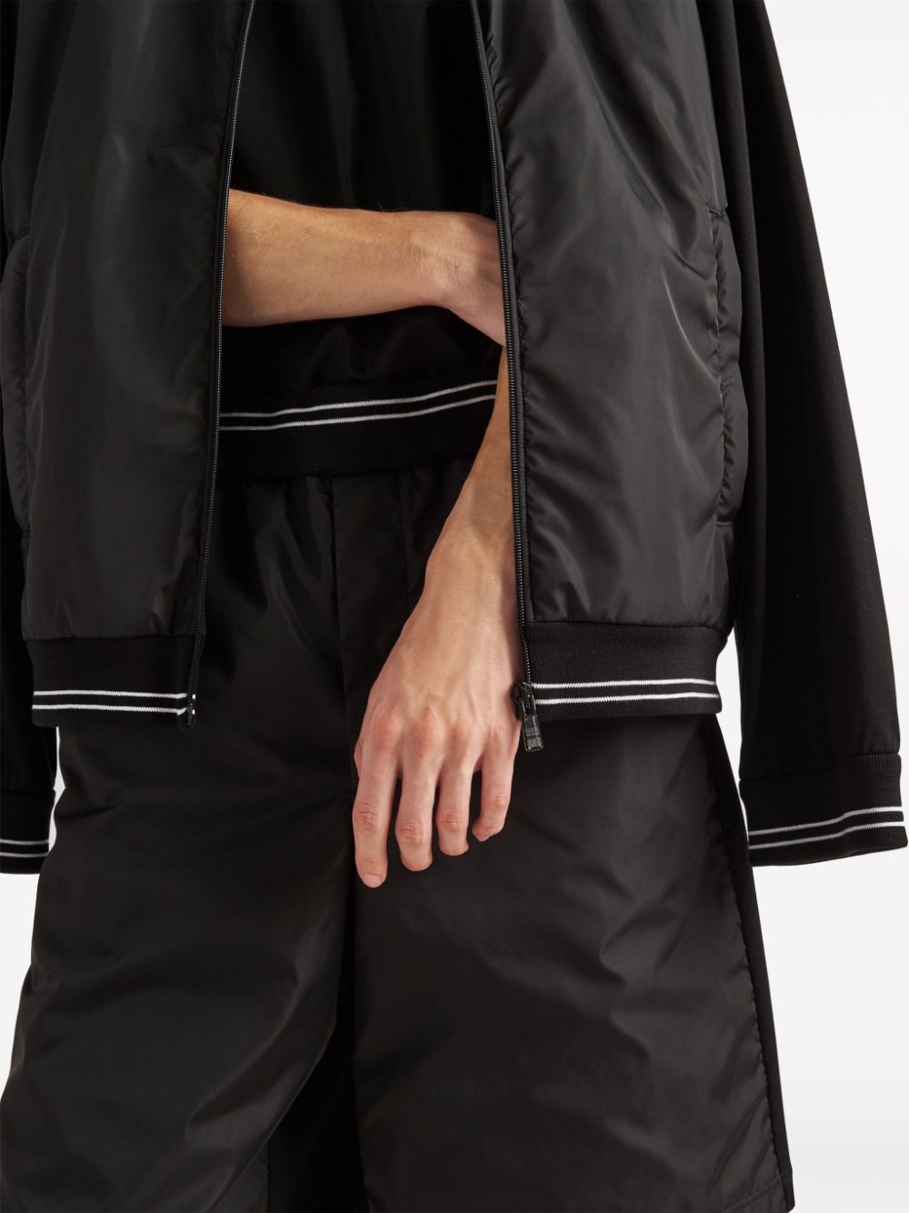 Prada Piqué bermuda shorts met logo Zwart