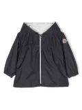 Moncler Enfant logo-patch hooded jacket - Blue