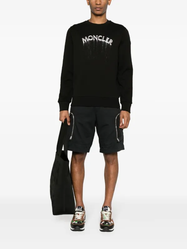 スウェット・トレーナー MONCLER Blurred logo sweatshirt Moncler Blurred Logo Sweatshirt | Black | FARFETCH