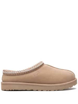 Chestnut on sale ugg slippers