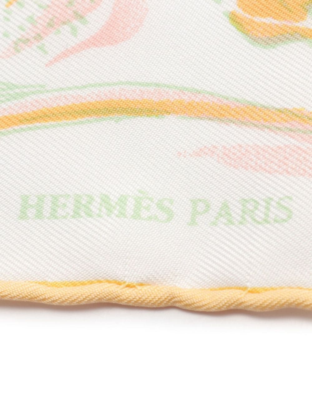 Pre-owned Hermes 2000s  La Perruche Inconstante Silk Scarf In White