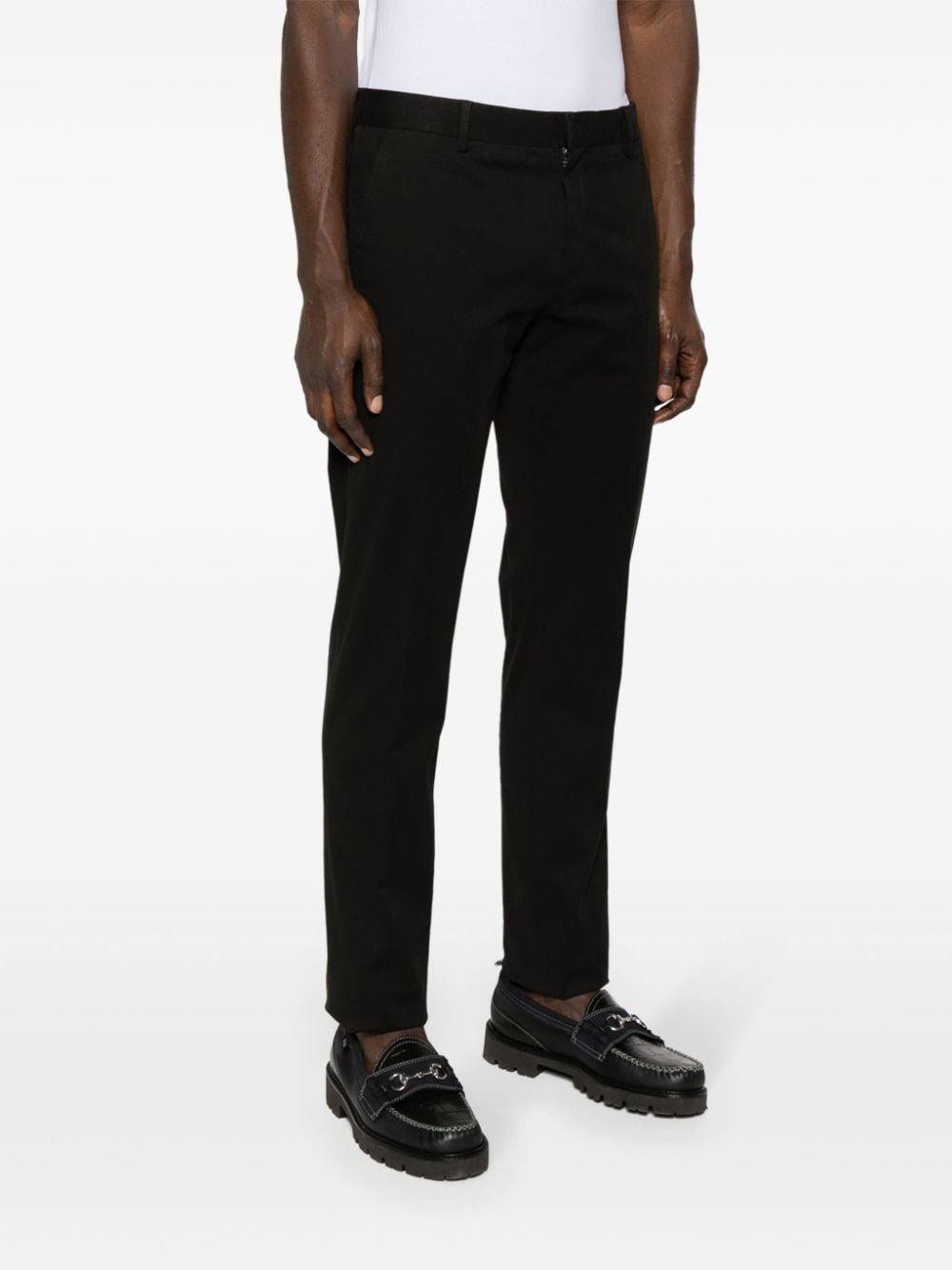 Shop Zegna Mid-rise Straight-leg Chinos In 黑色